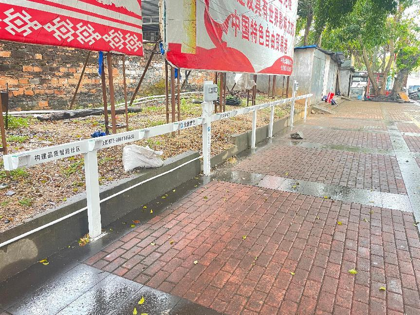 海南白沙三角路